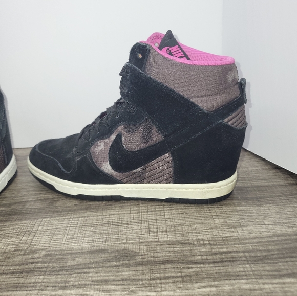 Nike Dunk Sky High Black Pink Camo Suede Sneakers 543258-001 Women's Size 7.5 - Picture 2 of 10